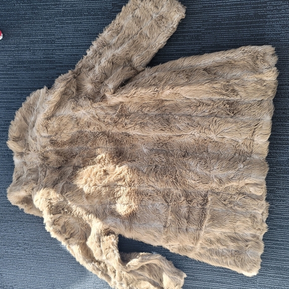 Winter jacket - Picture 3 of 3